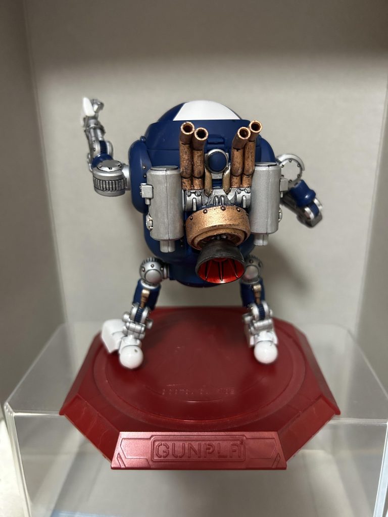 背中や各パーツのネジ部分は錆びついてる感が出てればいいなと思い、あえてカッパーで粗塗りしました。