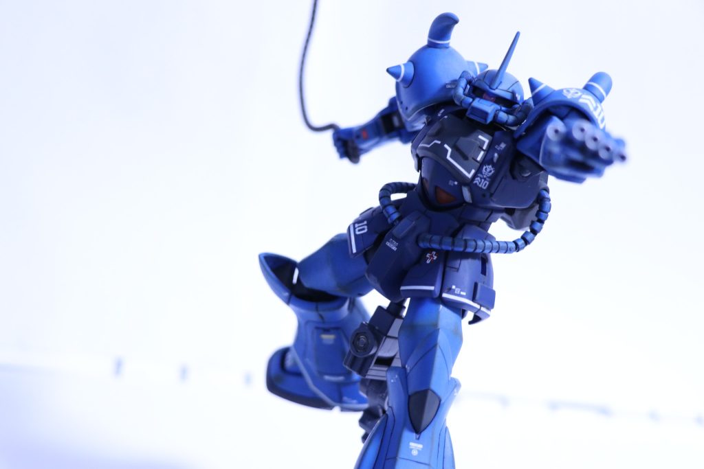 HG  グフ–4枚目/制作者：テラ