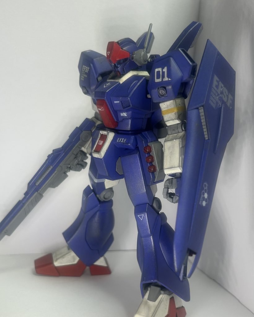 何気にRGM系は初ですね、投稿するの。まぁ、僕の投稿された子には凄い偏りがあるんですが……。投稿されたのが連邦系ばかりだとしても、別に連邦系デザインが至高、とかジオン系デザインが嫌いって考えてる訳じゃないんすよ。単純にイジりやすいか否かで……。そう言った意味ではジオン系の方が、イジる余地をイマイチ感じない=そのデザインラインを気に入っている、って事かも知れませぬ。