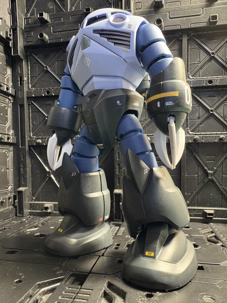 今回筆塗りした塗料は　ジャーマングレー／ドイツ軍戦車色（ツヤ消し）です。