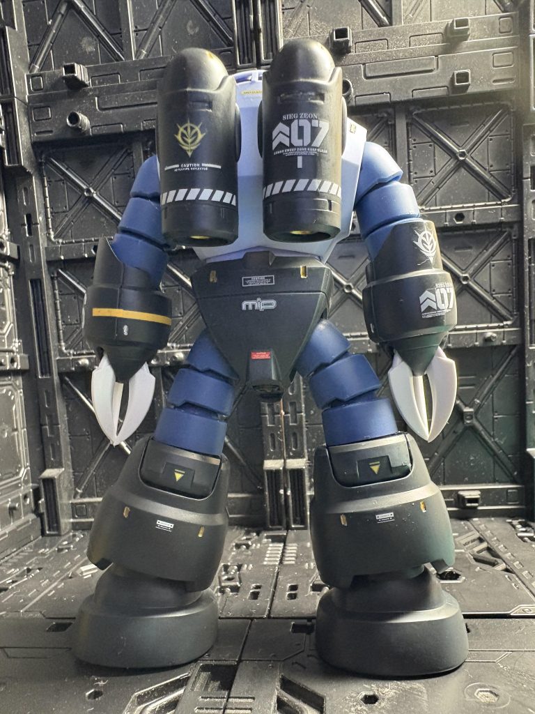 ズゴックのメーカーは MIPっていうんですね！　エム・イー・ペー　…なんかしっくりこない😅 