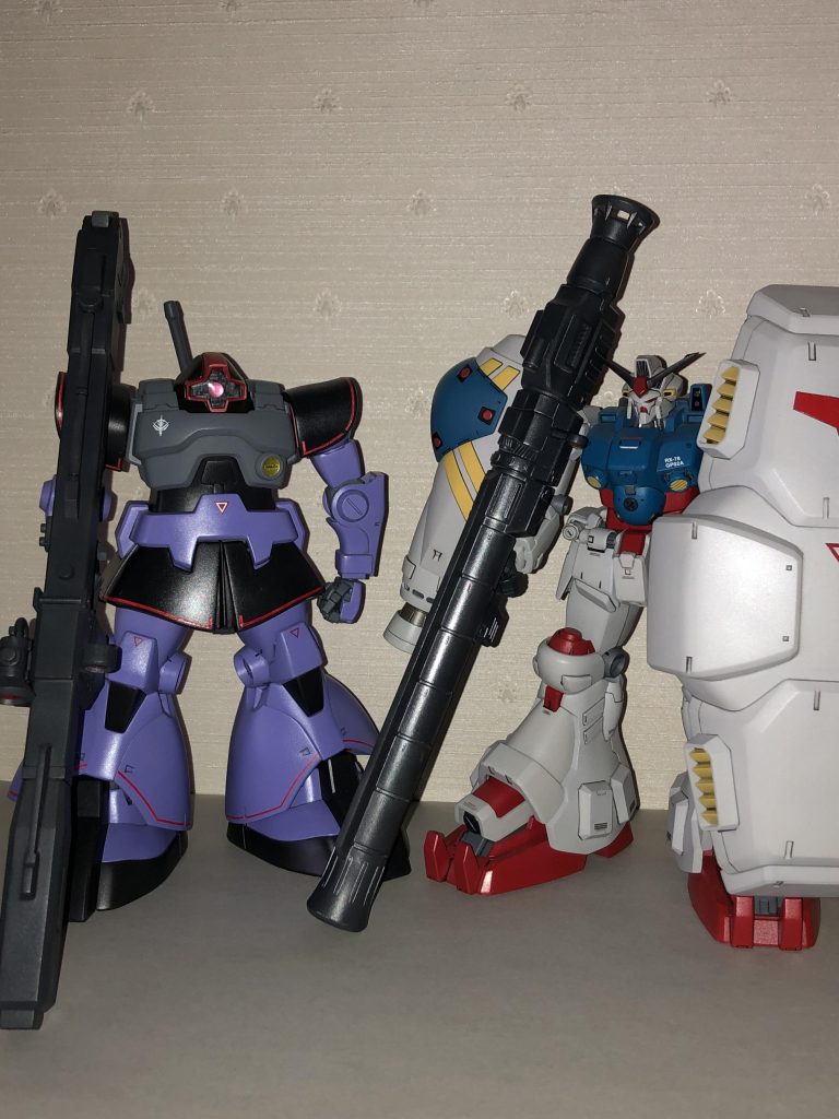 重たい機体を並べて