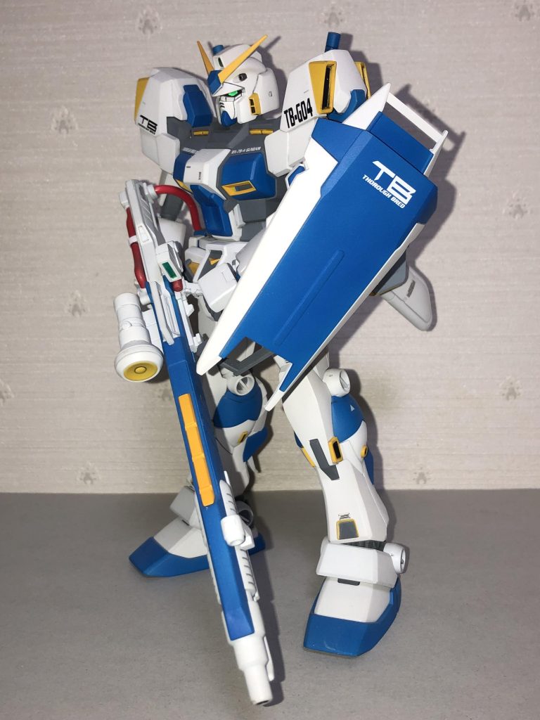 MG ガンダム4号機–3枚目/制作者：MONKEY