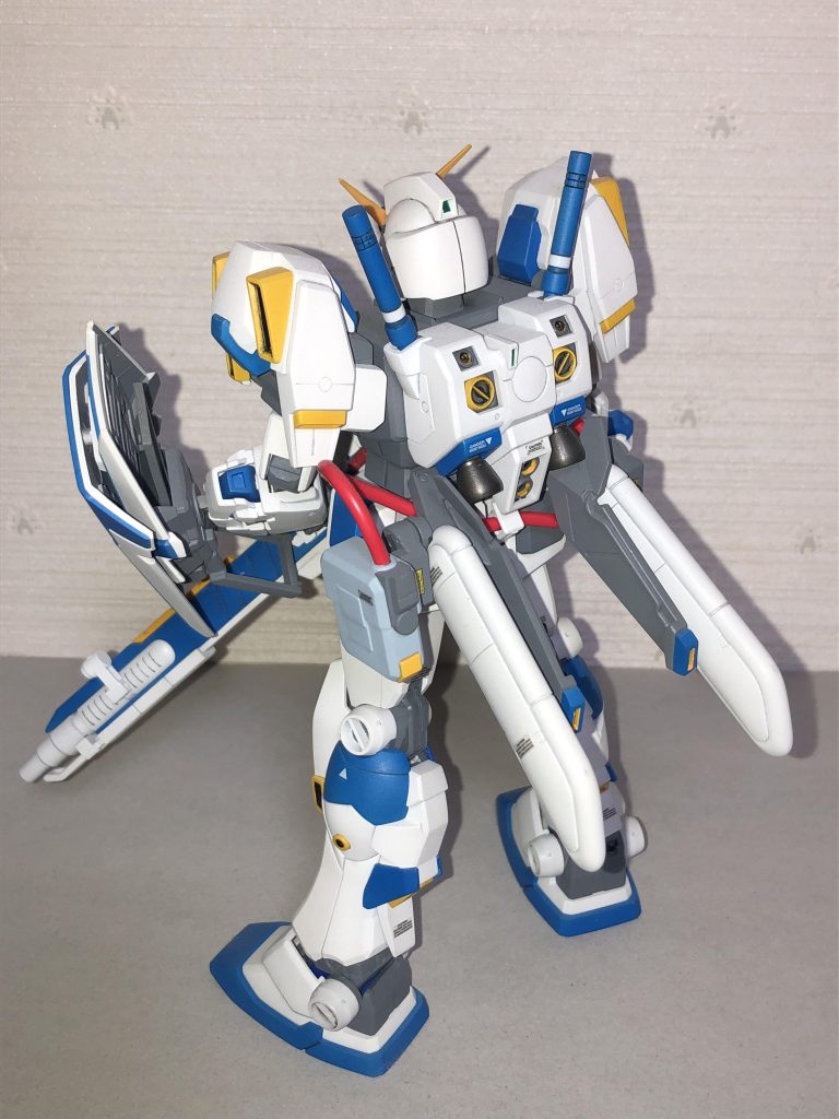 MG ガンダム4号機–4枚目/制作者：MONKEY