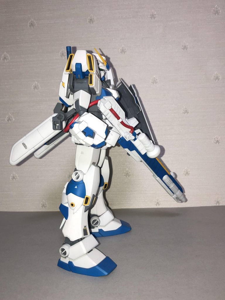 MG ガンダム4号機–6枚目/制作者：MONKEY