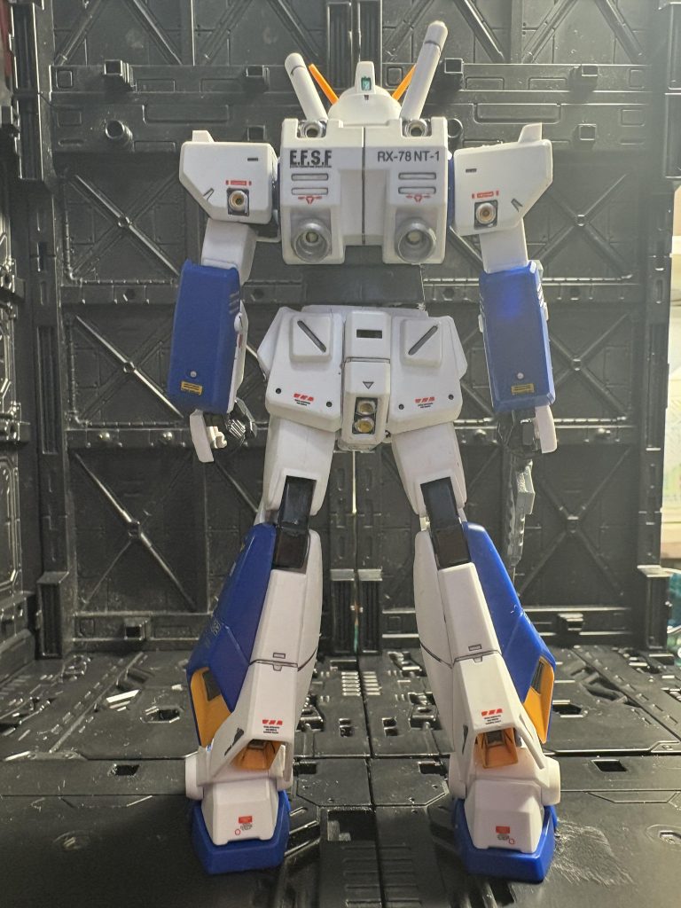 ビームサーベル倒れてるな😅