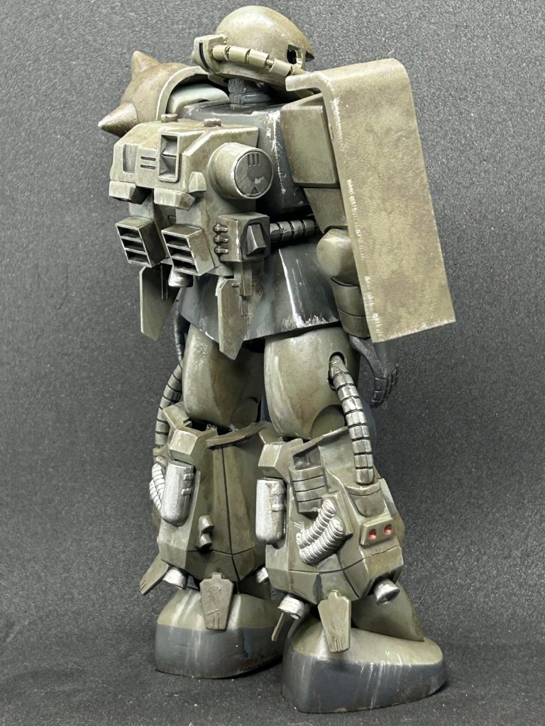 旧キットなので可動域を増やそうと思ったのですが、グラグラになりすぎて何箇所かは、接着したりして、元の旧キットよりも可動域が少なくなりました🤣　