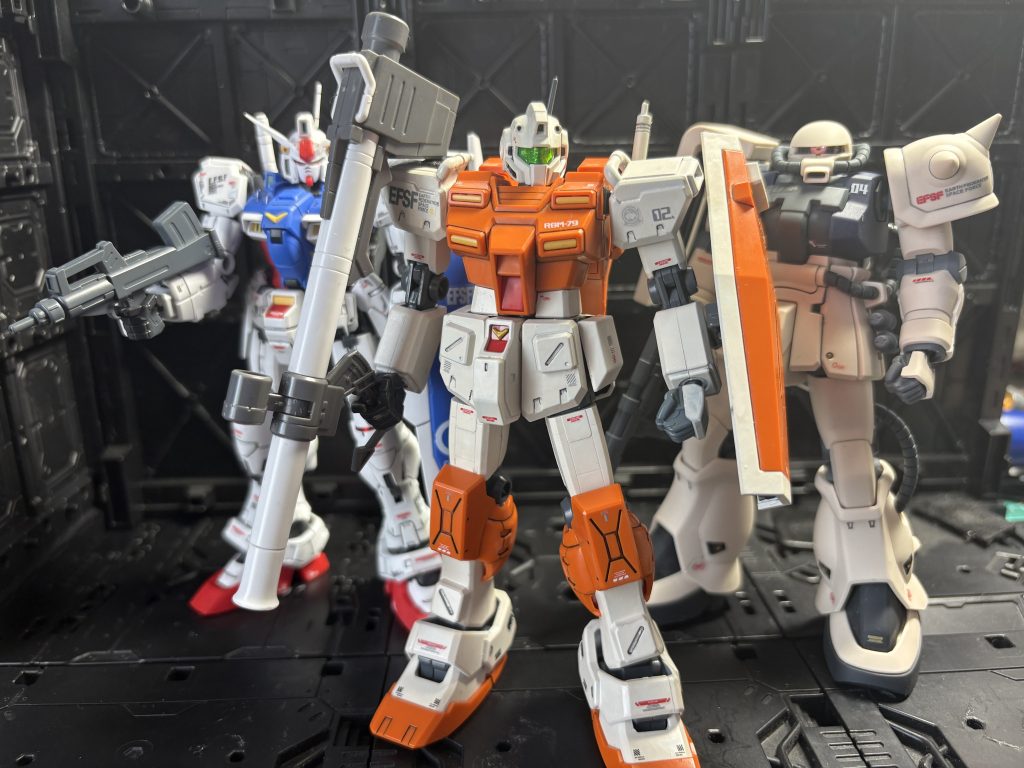 以前投稿したキースの鹵獲ザク・ウラキのGP01との３ショット。これからガトー追撃に向かいます！