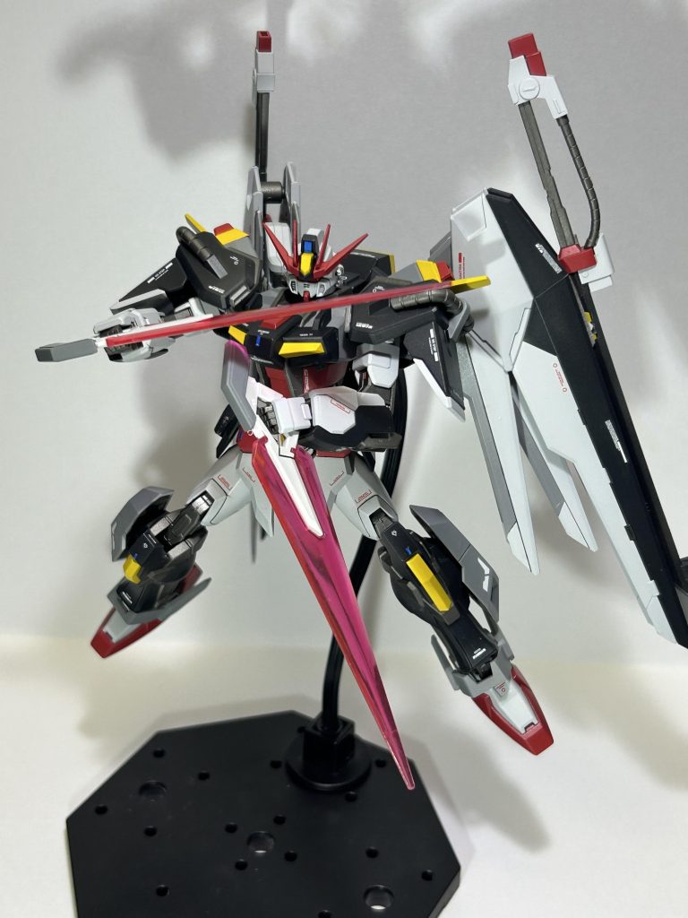 アクション2イモジャのビームサーベルはカッコいいですね☺️欲を言えばビーム刃がもう少し長いと尚良い!