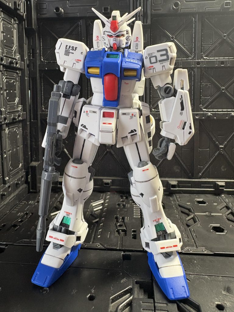 ちょっとデカール貼りすぎました。