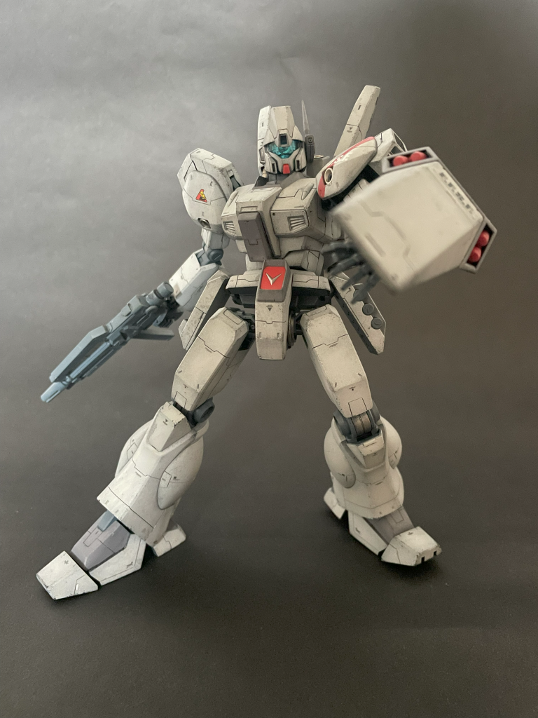 改造に関しては大きく形を変えるような事はしてませんが、若干プロポーションが良く見えるように調整しています(後述)