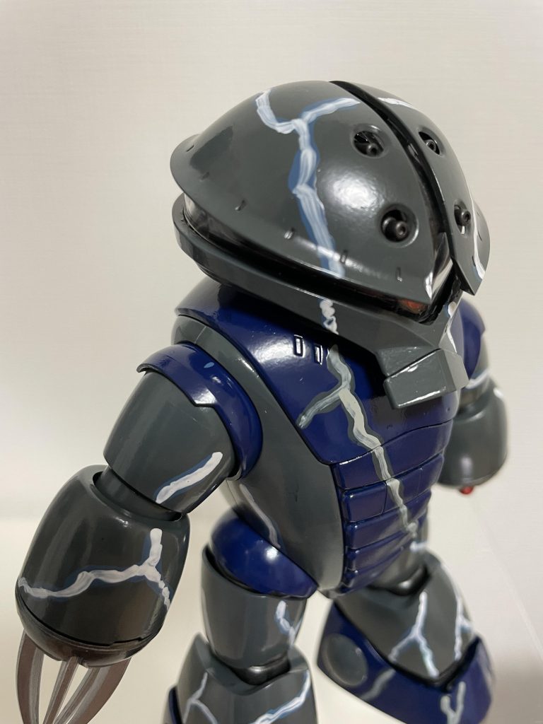 アッガイの、このカラーリングはお気に入りです。