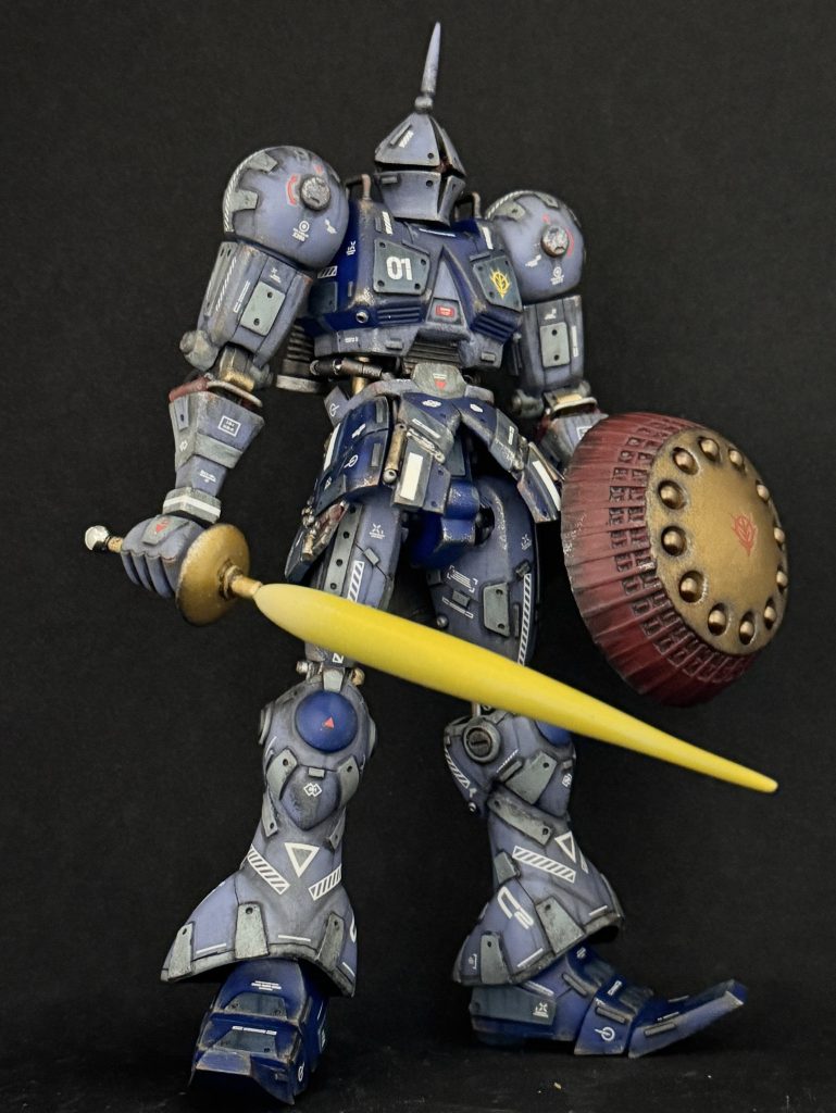 デカールマシマシで。この辺は好みが分かれるでしょうね…。