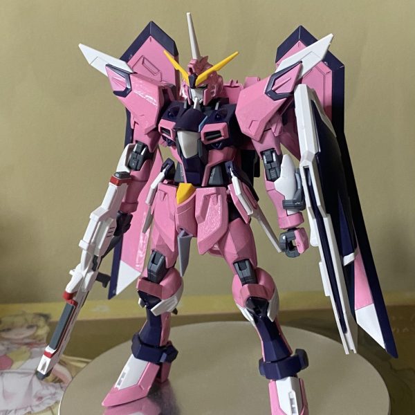 ホロライブのFLOWGLOW所属 綺々羅々ヴィヴィ専用イモータルジャスティスガンダム