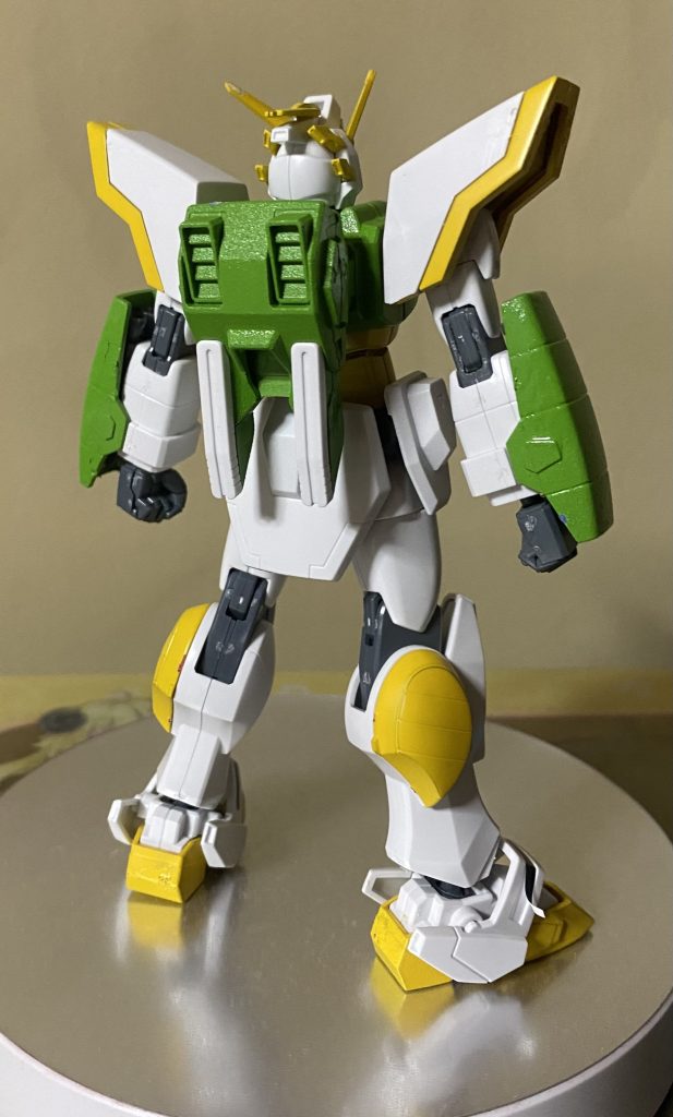 後ろ姿になります。