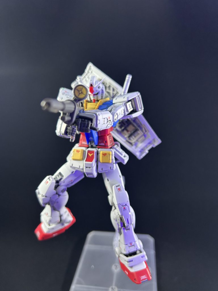 RX-78-2ガンダム RG Ver2.0–3枚目/制作者：ふじー