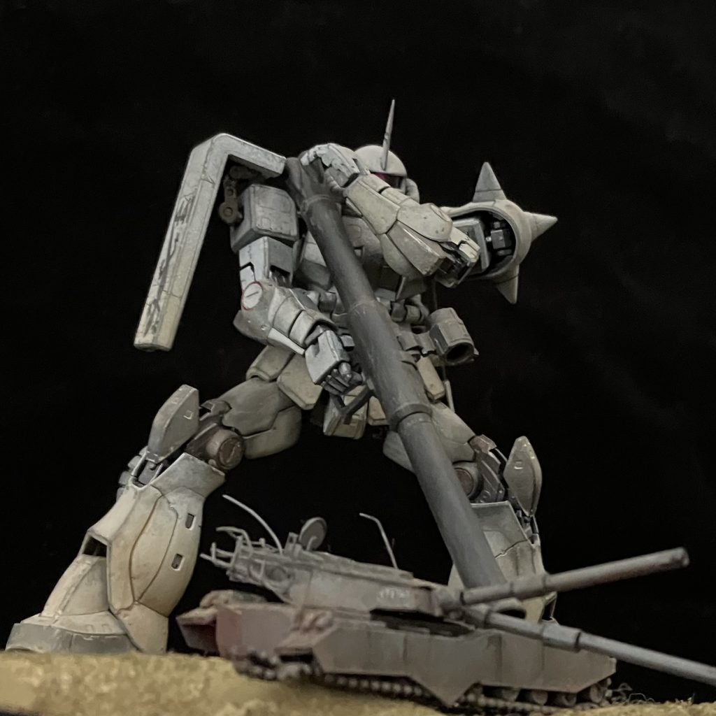 テキトーにスクラッチした破壊された61式と『フッハッハッ　勝ったぞ！全滅させた61式を8両編成だと思い込んでいたエルマー・スネルはヤンデルの61式に背後から‥ご覧下さりありがとうございます♪