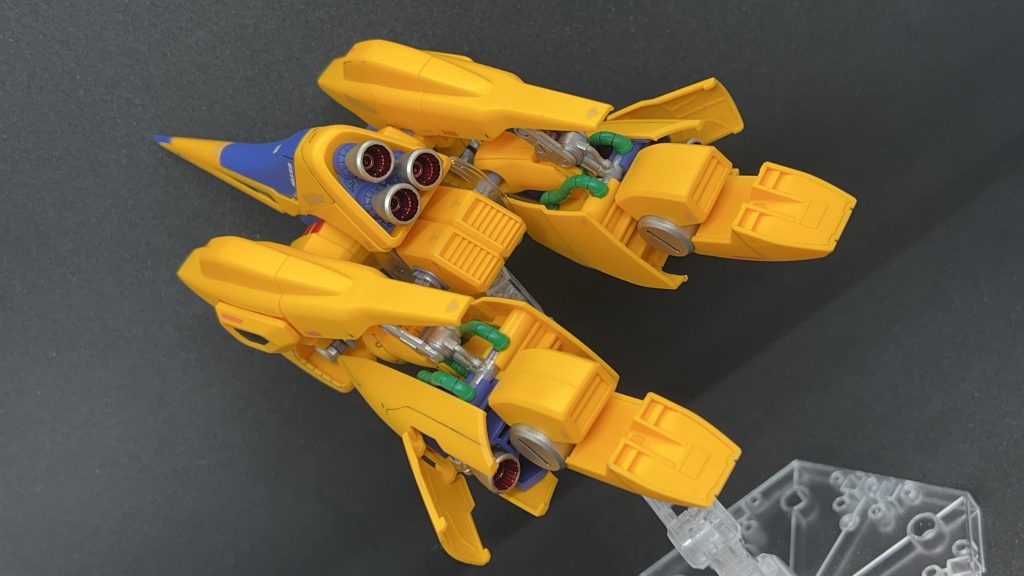 この向きから見ると特にカッコいいです。