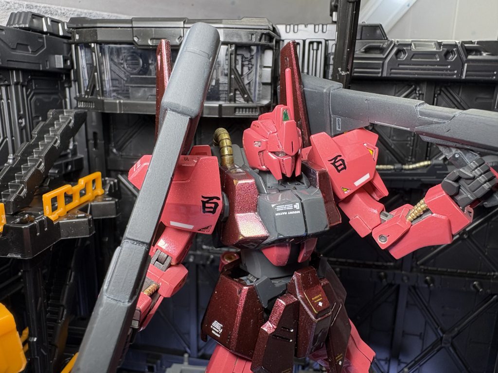 肩アーマーの百の段差消ししたかったです。