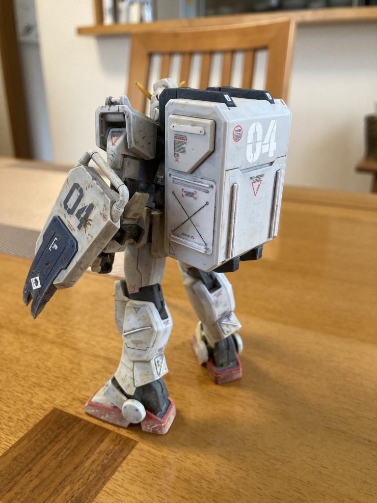 特に意味はないけど08小隊にしないヒネクレ者ですから。