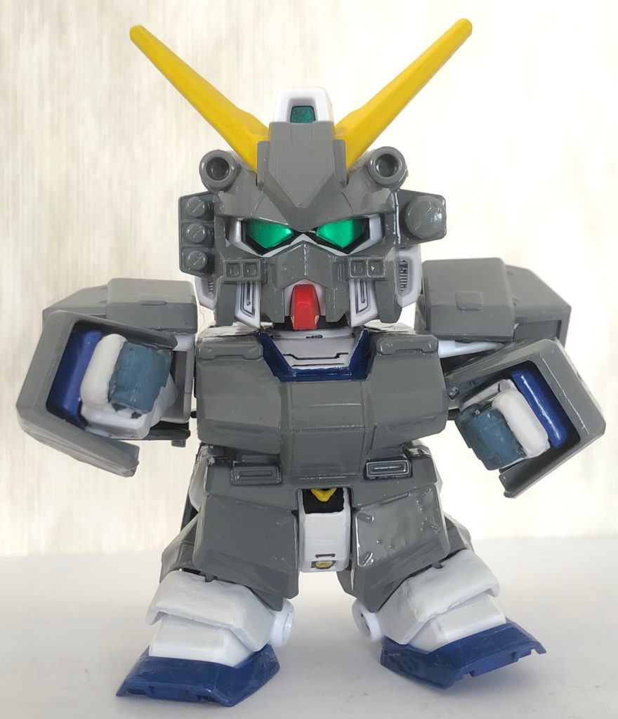 腕の可動が追加されたおかげでファイティングポーズが決まります!!