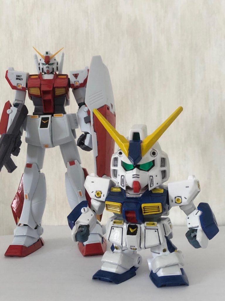 〆はロボット魂アレックス(赤)とツーショットで〆。