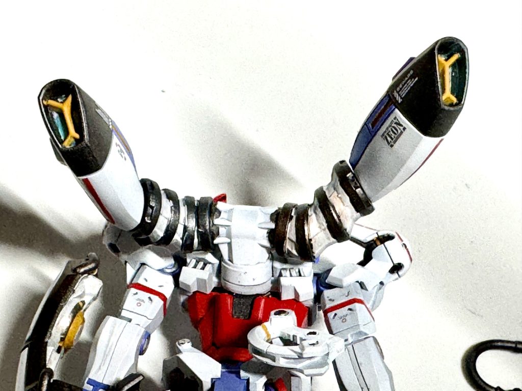 極力設定に近い塗り分けを目指しました