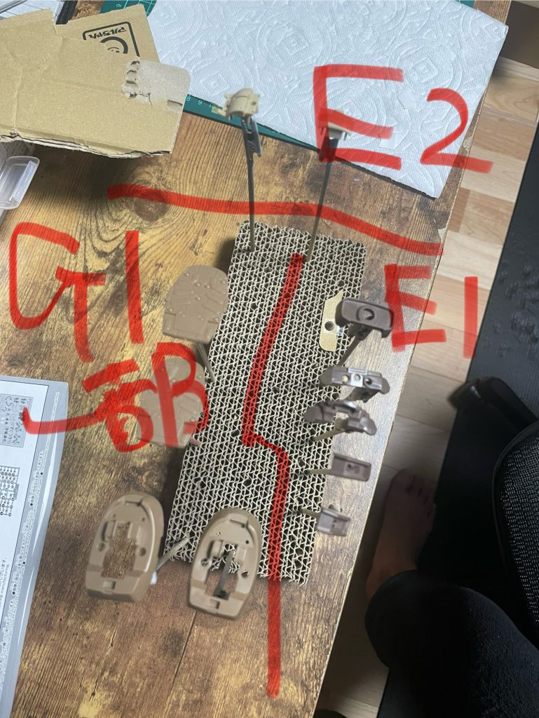 猫の爪とぎに挿すときは、どこのパーツか忘れないようにこうやって写真でメモしています