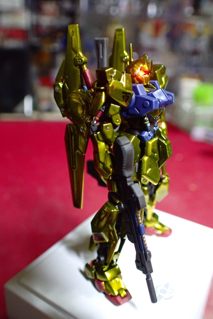 ツインアイ点灯状態その2