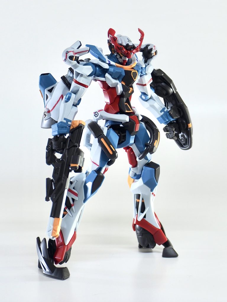 今回もマーカー塗装て付属のシールは使っていません。