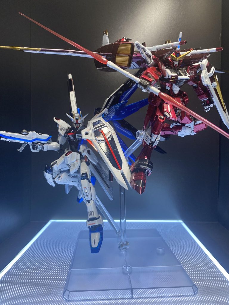 自由と正義–2枚目/制作者:りりえもん