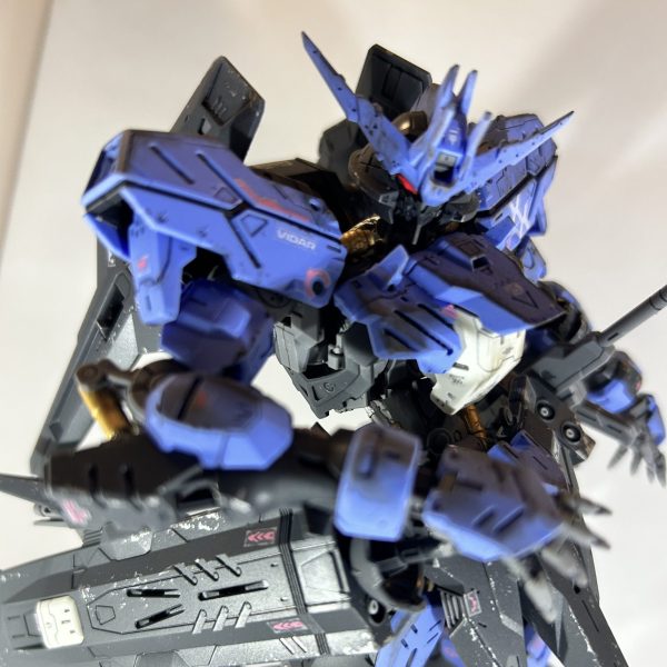 ケンプファー・シュヴェーア｜三口有 (さんくちあり)さんの
