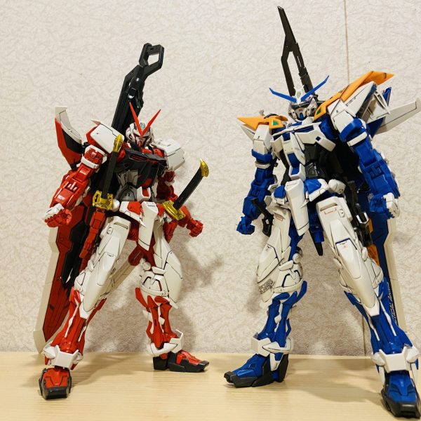 レッド&ブルーフレーム