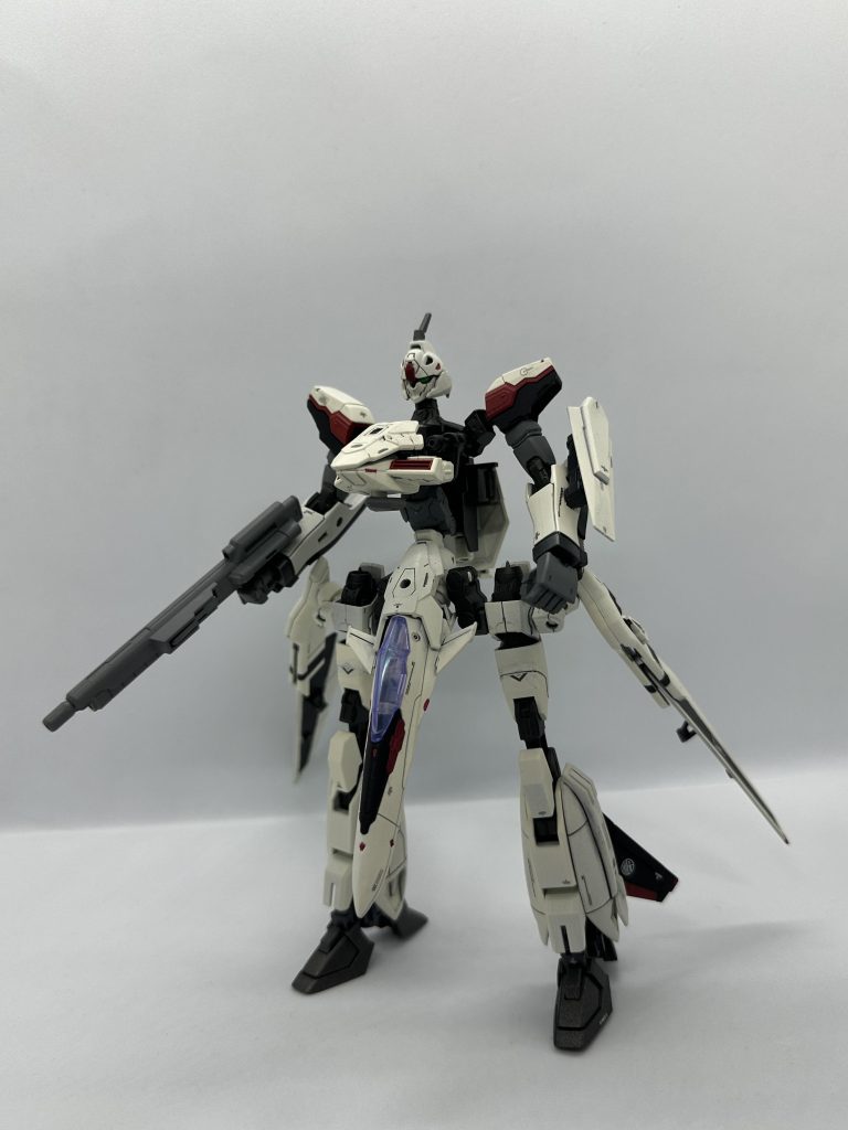 【全高(MS形態時)】25.92m【全長(MA形態時)】34.56m【本体重量】51.8t【全備重量】72.12t【ジェネレータ出力】7,800kW【スラスター総推力】561,500kg【センサー有効半径】47,500m【搭載火器】・M2M5 トーデスシュレッケン 12.5mm自動近接防御火器　×2・ES06B ビームサーベル  ×2・73式高エネルギービーム砲『ホノイカヅチ』・腕部30mm機関砲　×2・空対空ミサイル  スピアーAAM  ×2・HMM-102C ハイマニューバミサイル　×2・BML-03S マイクロミサイル　14×2基・CGE-2 アンチビームシールド・チャフジャマー　10箇所・フレア弾　10箇所