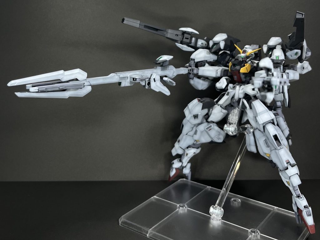 フルバーストモードです。ガンビットを攻撃に特化させ高火力砲撃を可能とします。クワイエット・ゼロも貫ける設計のようです。