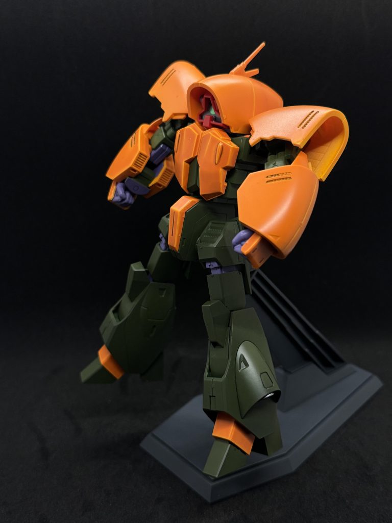 HGアッシマー–4枚目/制作者：ベンチマン