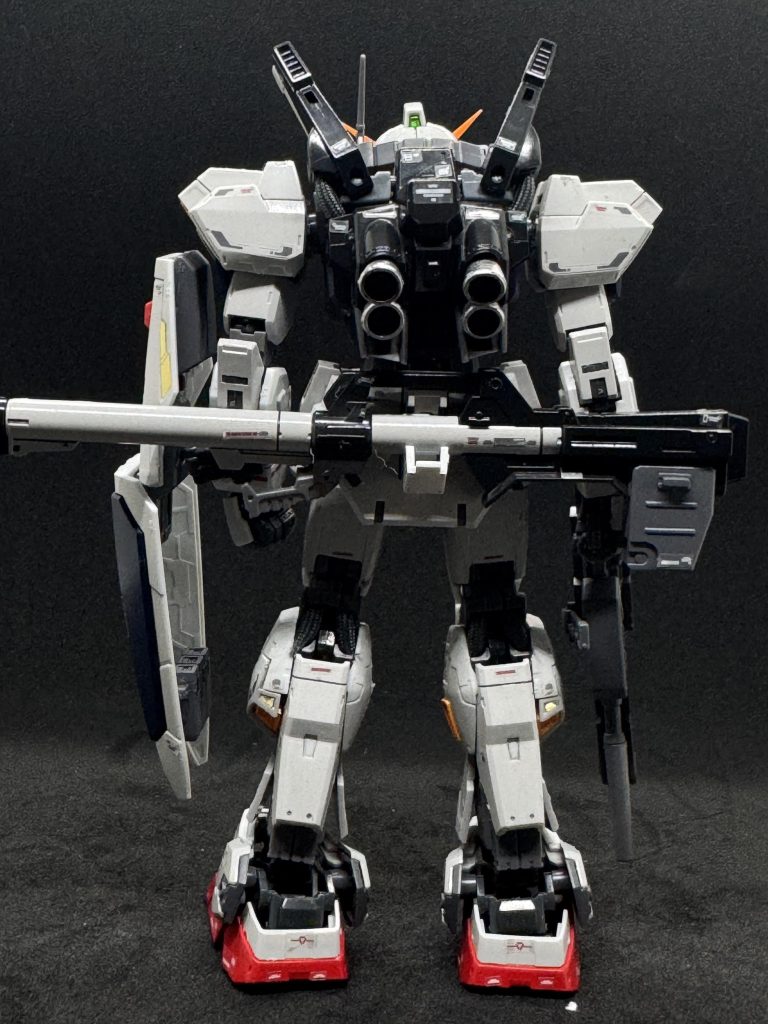 RG ガンダムMk-II(エゥーゴ仕様)–3枚目/制作者：ベンチマン