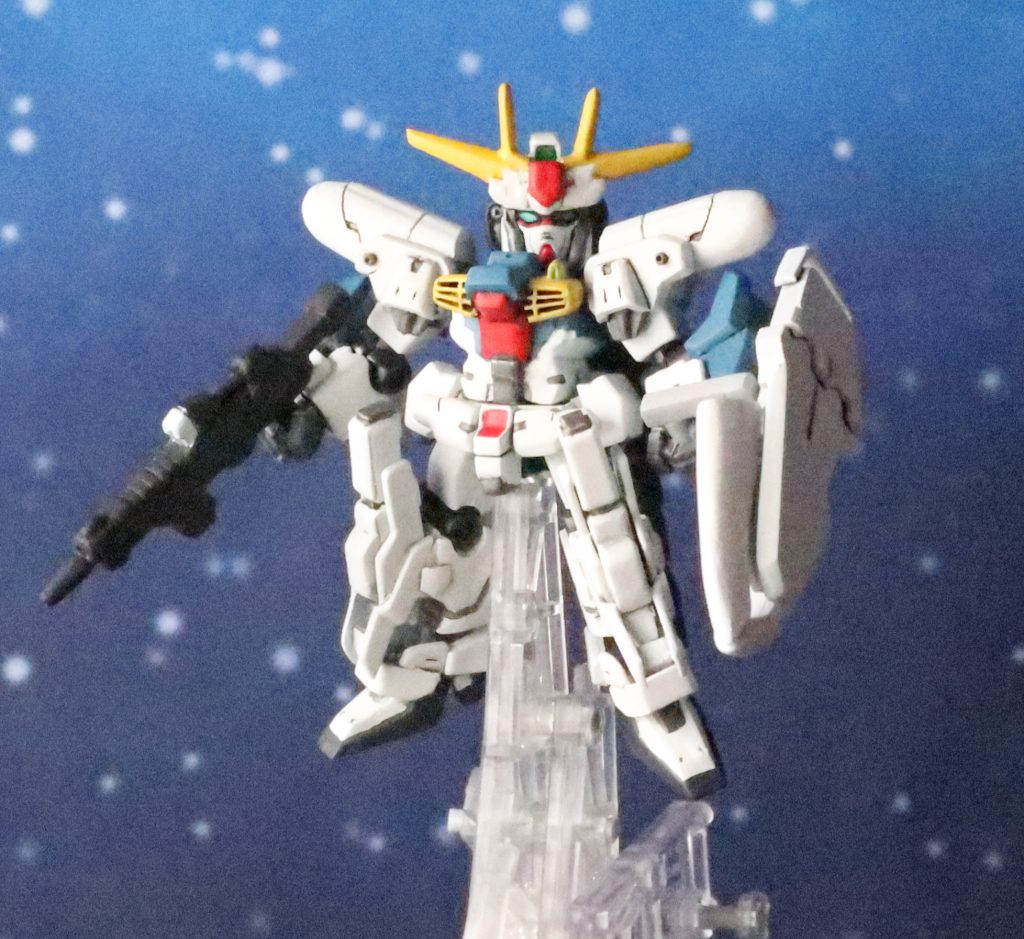 左手にはボリノーク・サマーンのシールドを発展させた装備。