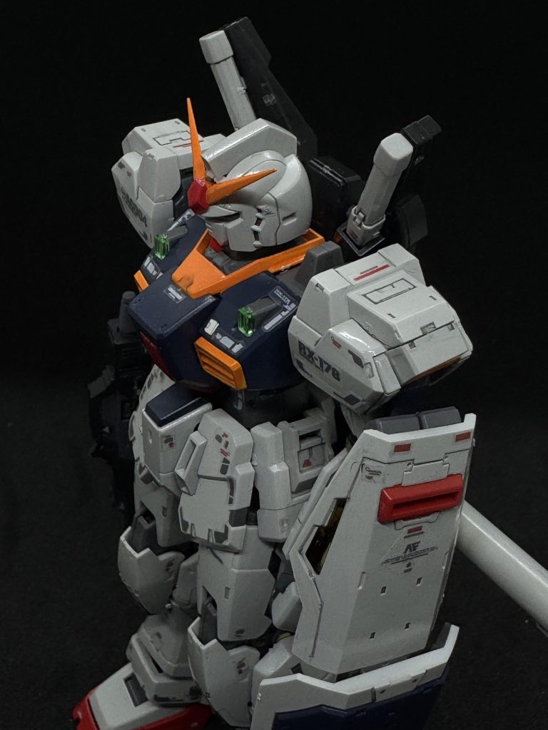 RG ガンダムMk-II(エゥーゴ仕様)–5枚目/制作者：ベンチマン