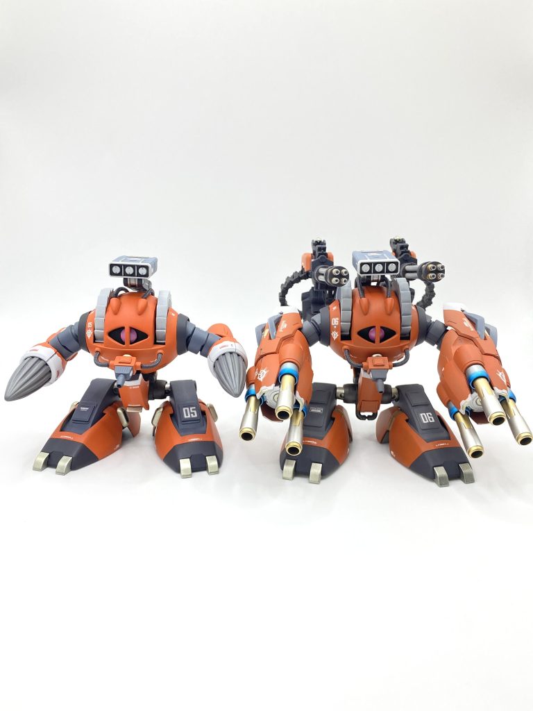 アッグデストロイが身長8mmほど高くしています。重武装に合わせて全高を8mmアップさせた結果、全体のバランスにまとまりがでさました。良き。