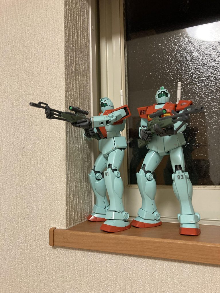 おまけにジムだけどジムスナイパーIIに似ても似つかない2機