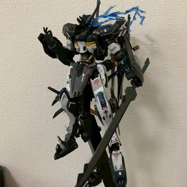 MGガンダムバルバトス第五形態（地上戦仕様）｜mode1erさんの