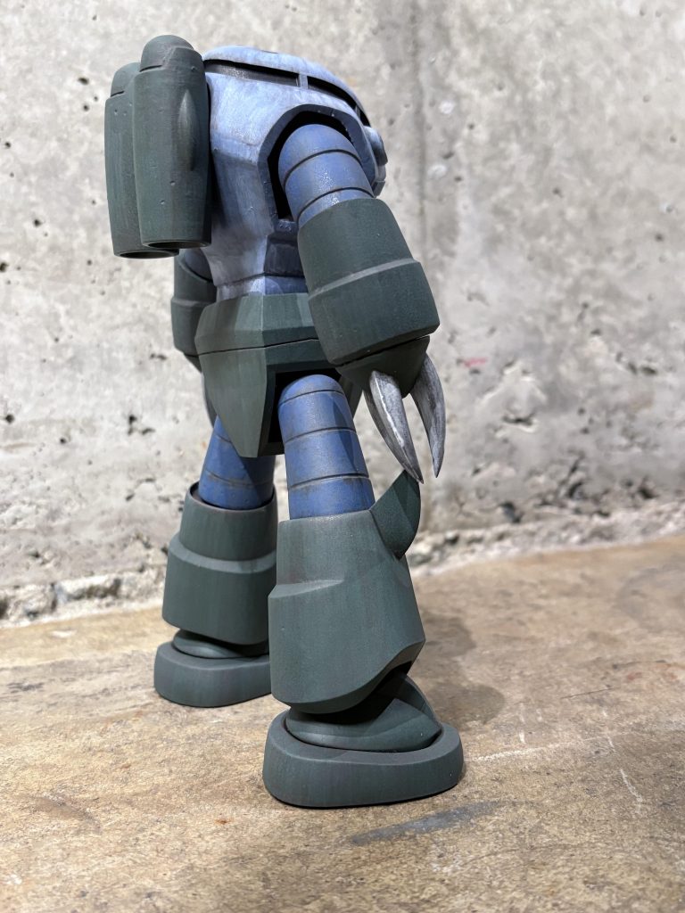 ロボット魂verAnimeのズゴックを参考に造形していますこだわりは蛇腹部分のむっちり感と顔・胴体の膨らみとエッジの両立です