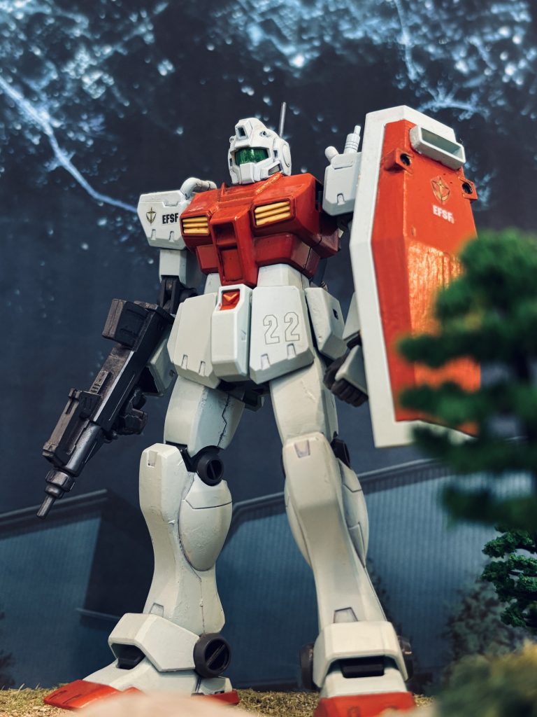 マッシブで好きなんですよね。このジムのボディを使って、カトキ風ガンダム作っていた方もいらっしゃったので、真似したいのですが、最近は量産機売っていないですよね……。