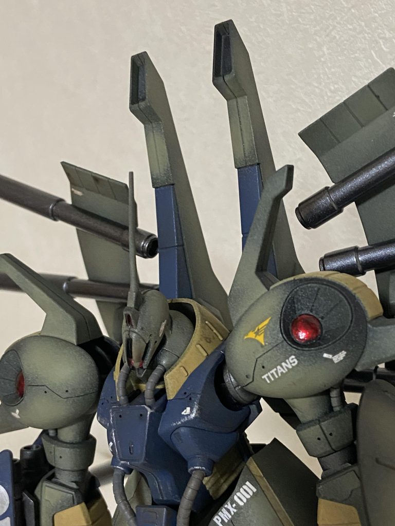 アニメだと明るいグリーンでしたが、リアルタイプ世代なので、おもいきり渋くいきました(^^)