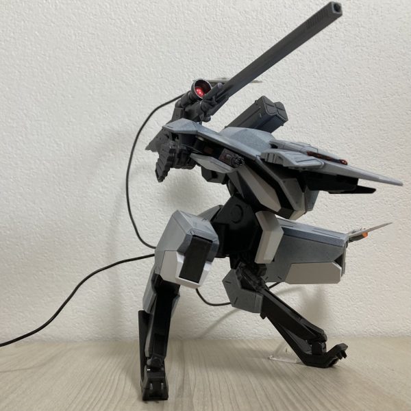 試作型モビルアーマー『レックス』