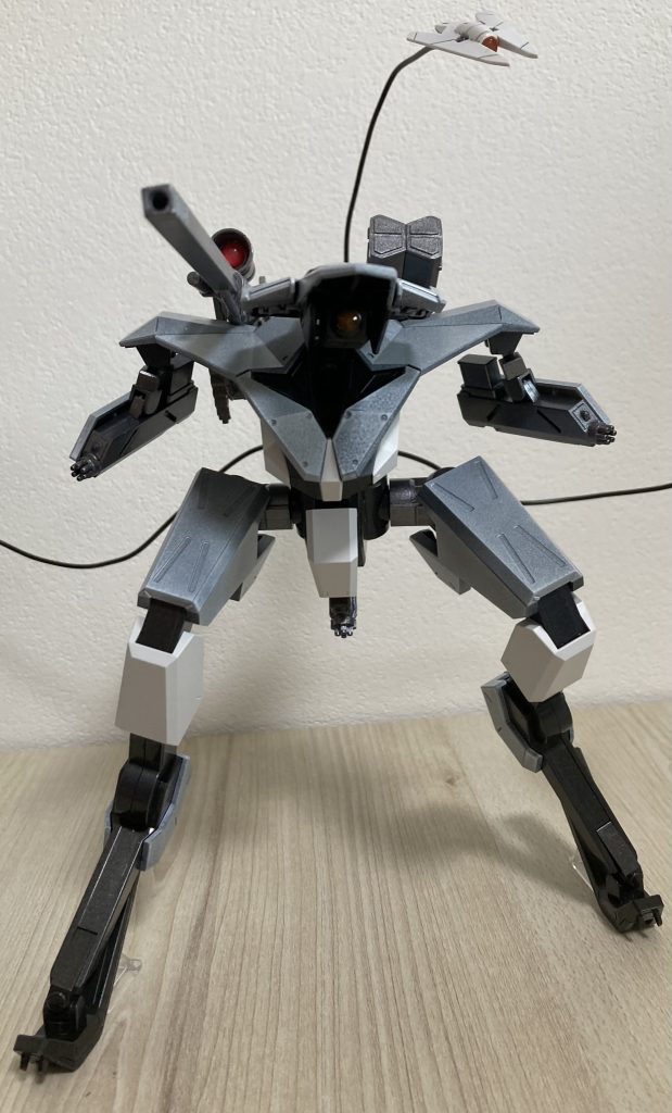 立ち上がって叫ぶようなイメージです。