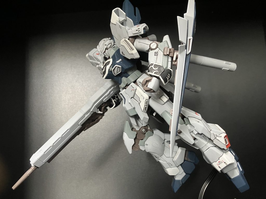 少しアクション。