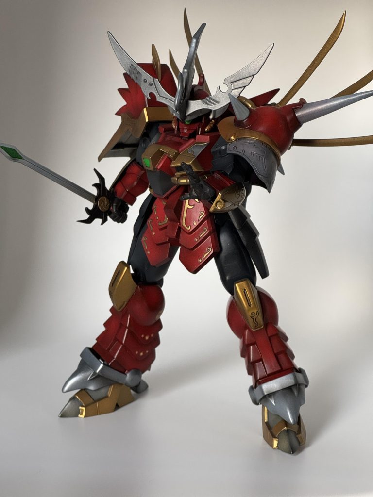 MGシュピーゲルの平手も使用。剣を大きくしようか悩みましたが背中にしょったり、SDの装備にもなるので全体のバランスを考慮して、シャープ化にとどめました。