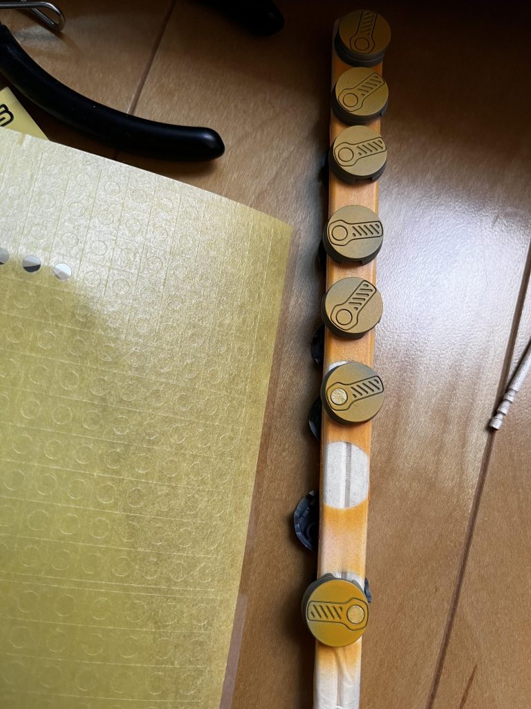 丸型マスキング、初めて購入したのですがこれは便利ですねもっとはやく買えばよかったケンプファーとの相性バッチリでした